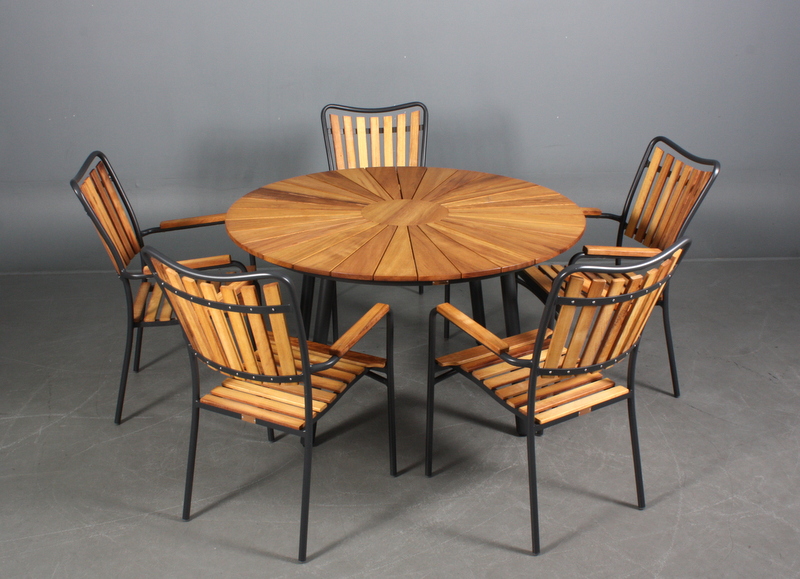 Daneline teak ø130cm 5 stole grå Havebord tilbud