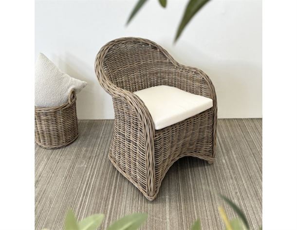 Kato Rattan Spisestol m/hynde